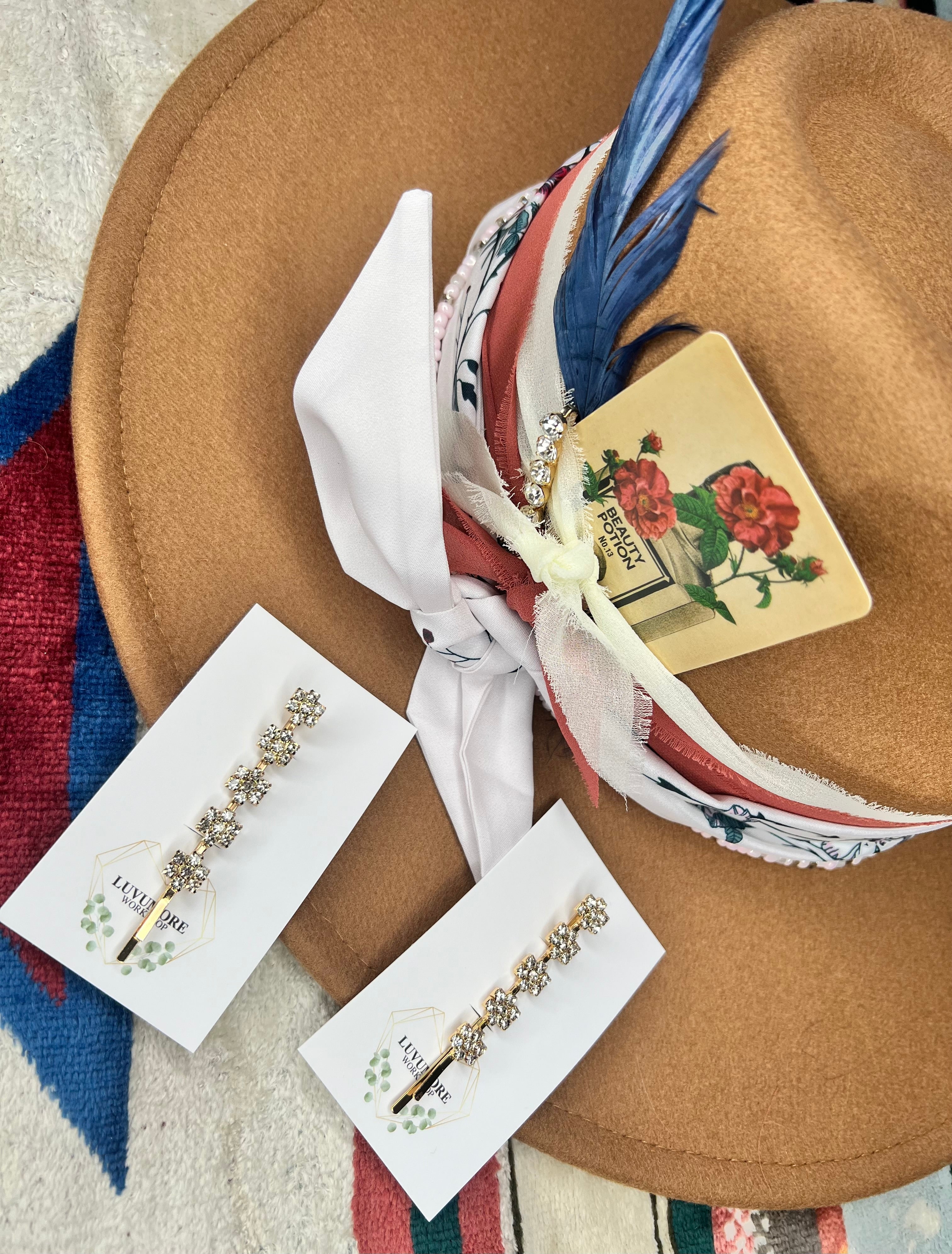 Hat Pin - Gold