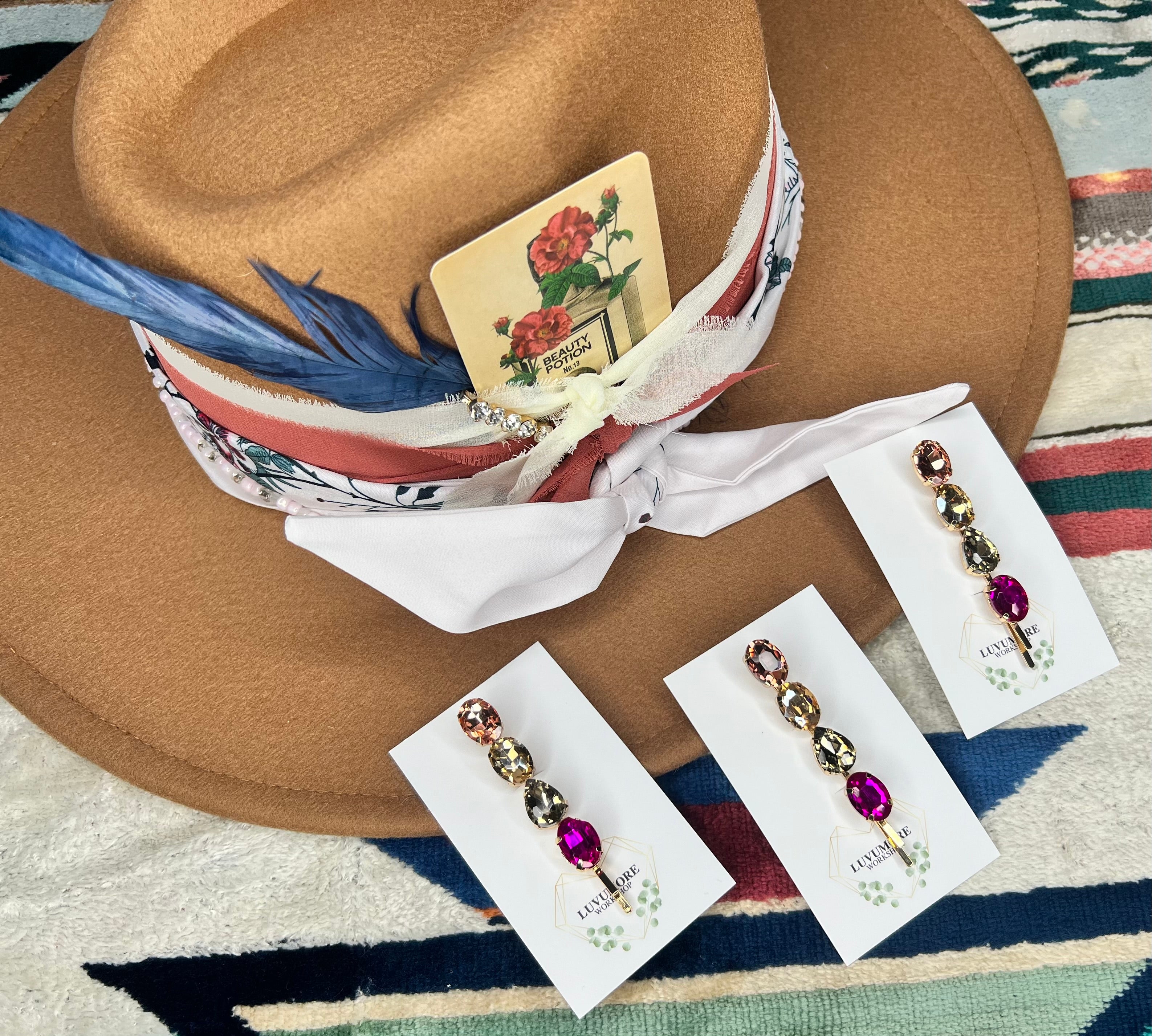 Hat Pin - Gold
