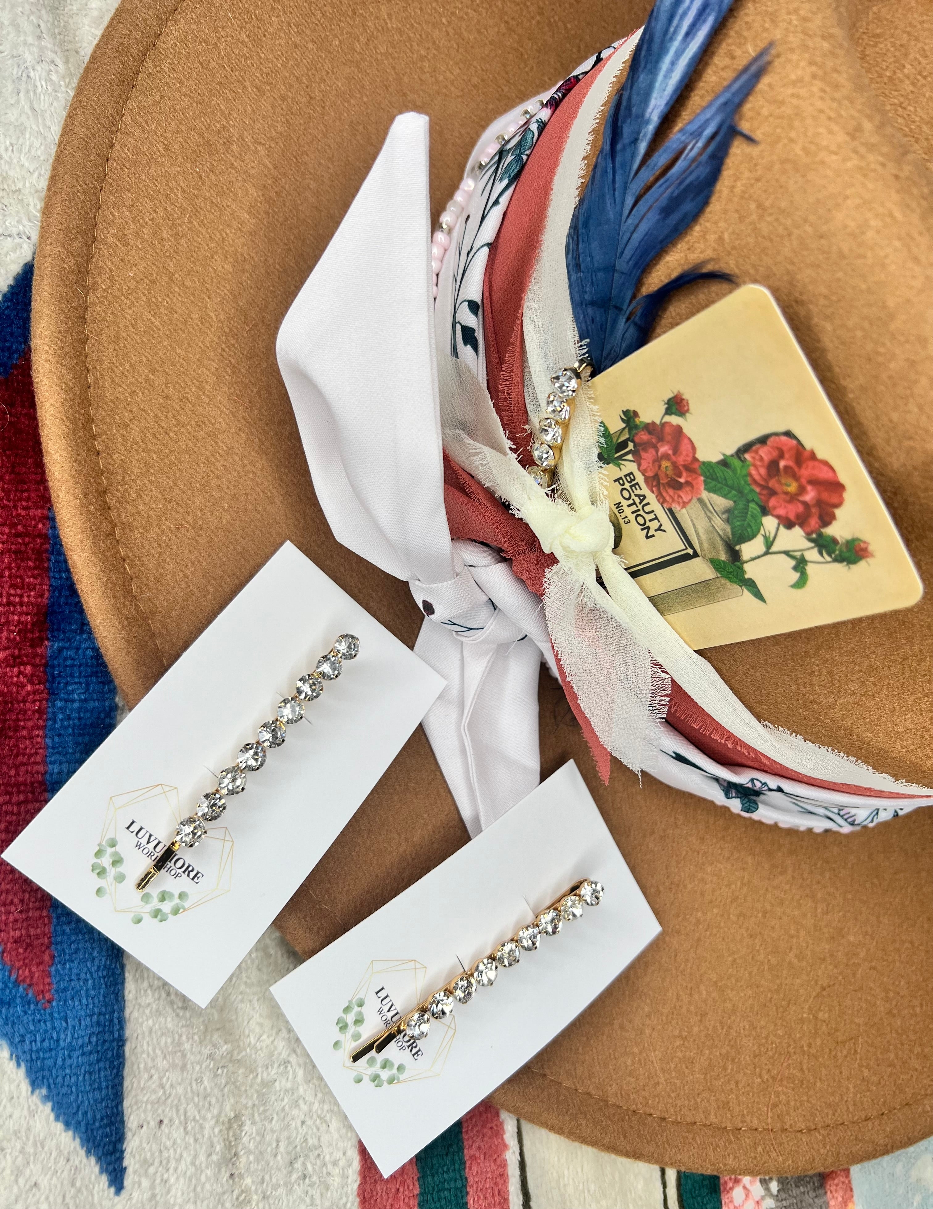 Hat Pin - Gold